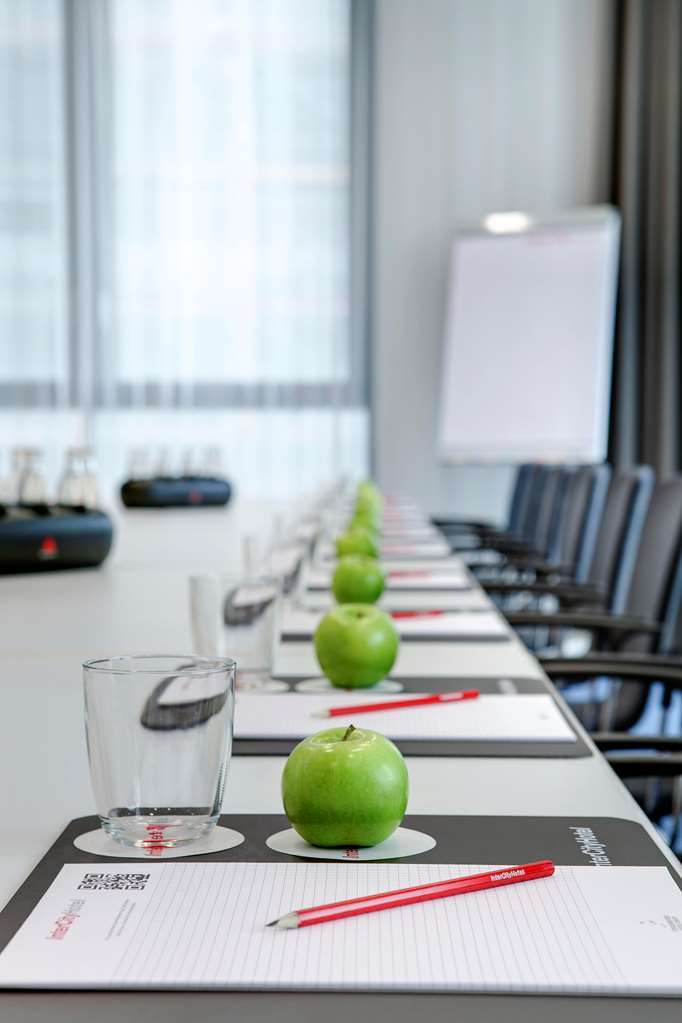 Intercityhotel Hauptbahnhof Berlin