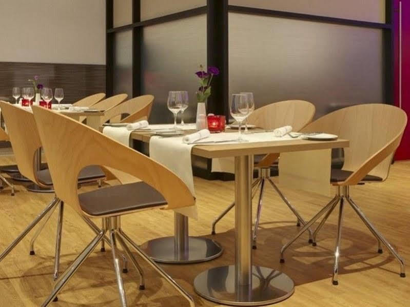 Hotel Intercityhotel Hauptbahnhof 4*