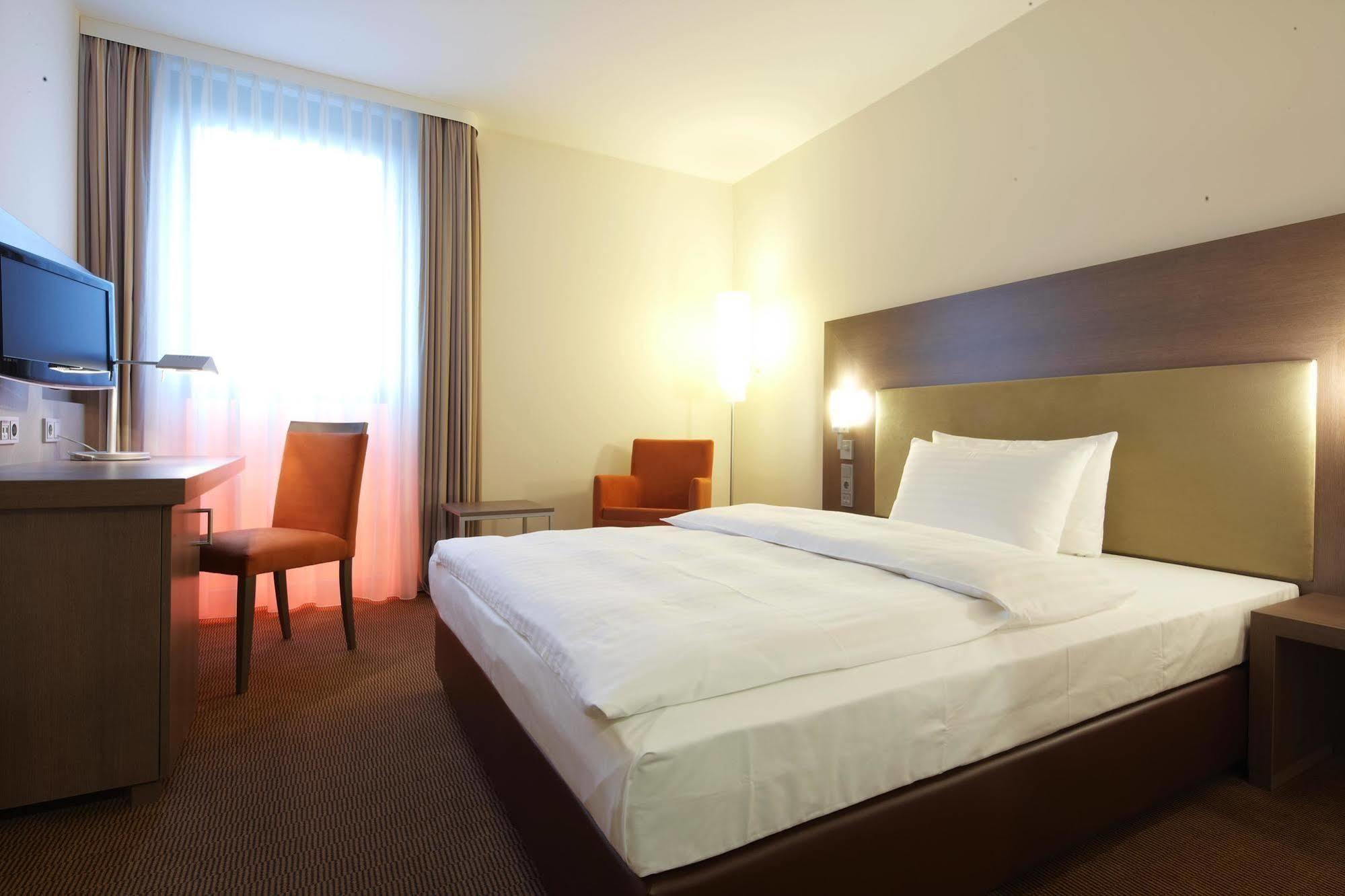 Intercityhotel Hauptbahnhof Hotel